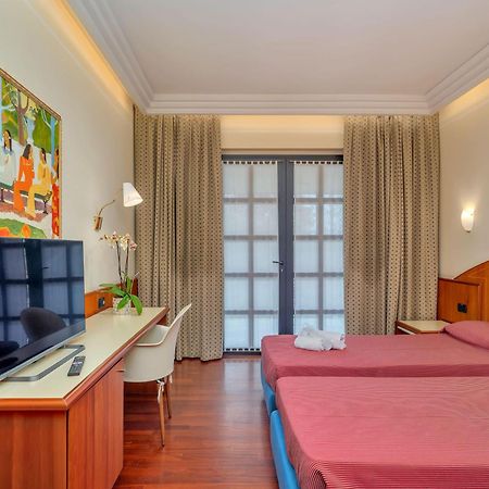 B&B Hotels Hotel Prestige Орнаго Экстерьер фото